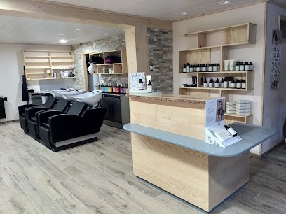Karelle Coiffure, Salon de Coiffure à Saint-Point-Lac