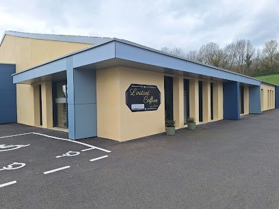 L’instant Coiffure Par Manon, Salon de Coiffure à Anglars-Saint-Félix