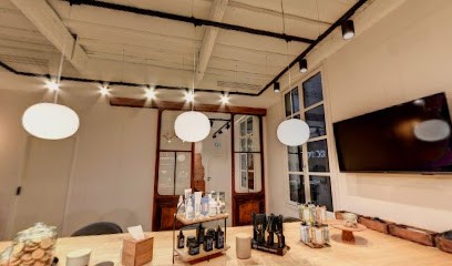 Alexandre Serio Suite 17 *****, Salon de Coiffure à Nîmes