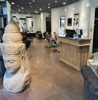 Kenzen Jaude - Coiffeur Clermont-Ferrand, Salon de Coiffure à Clermont-Ferrand