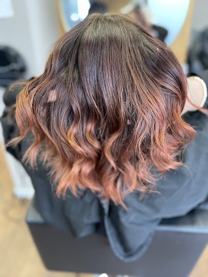 EMA By Elé, Salon de Coiffure à Clouange