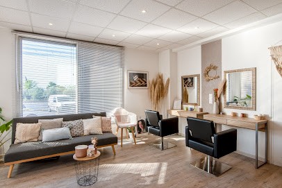 Création NG, Salon de Coiffure à Saint-Clément-de-Rivière