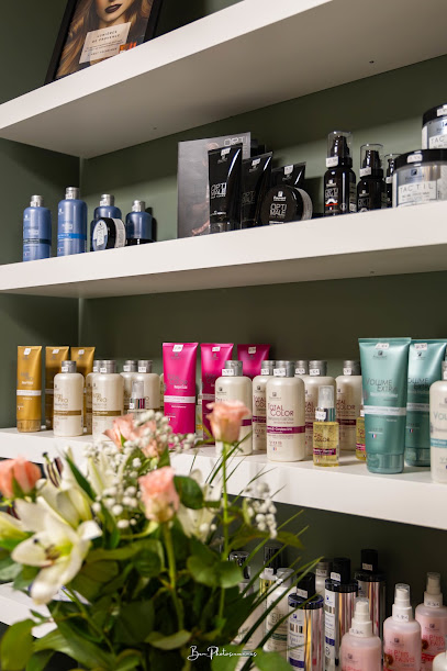 Atelier De Laurane Coiffeur à Saint-Hilaire-de-Brethmas