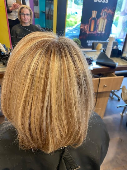 Salon Top Coif, Salon de Coiffure à Saint-Nazaire