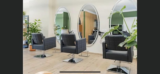 Backstage, Salon de Coiffure à Cosnes-et-Romain