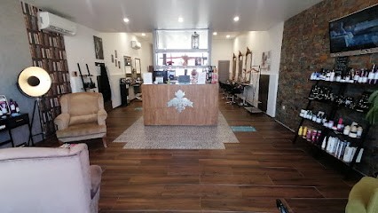 ELSA PHIMA COIFFURE, Salon de Coiffure à Idron