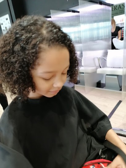 Salon Joël Bouchet, Salon de Coiffure à Niort