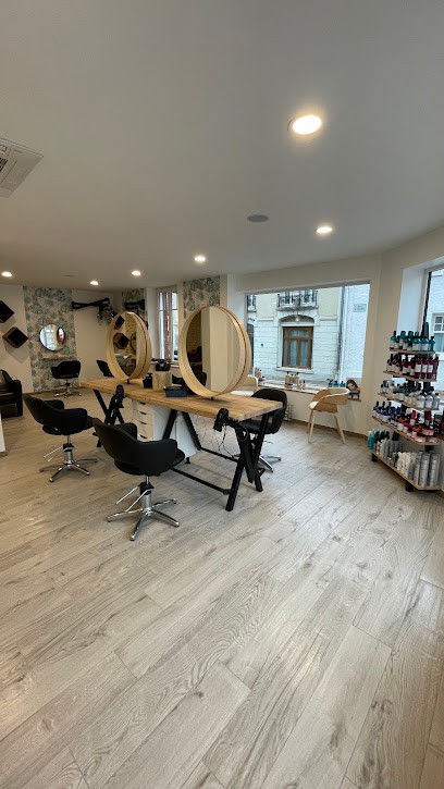 Bourth Coiffure by Mélanie, Salon de Coiffure à Bourth