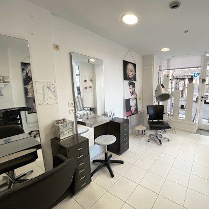 Biarritz Coiffure Pommiers Marie-Hélène, Salon de Coiffure à Biarritz