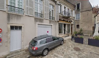 Pare Colmet Christine Marguerite Née Laine, Salon de Coiffure à Clamecy
