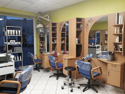 Créa Couleur et Styles, Salon de Coiffure à Beaumont-Pied-de-Boeuf