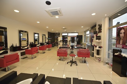 Wag'Hair Coiffure, Salon de Coiffure à Sénas