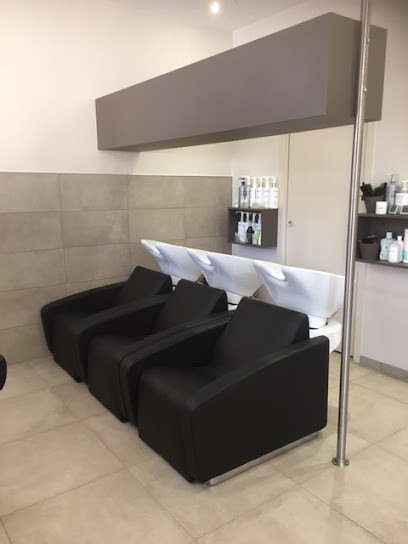 Synergie Coiffure, Salon de Coiffure à Sainte-Marie-aux-Chênes