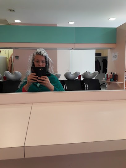 Tchip Coiffure, Salon de Coiffure à Mérignac