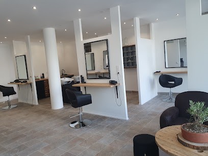 L'Artisane, Salon de Coiffure à Venelles