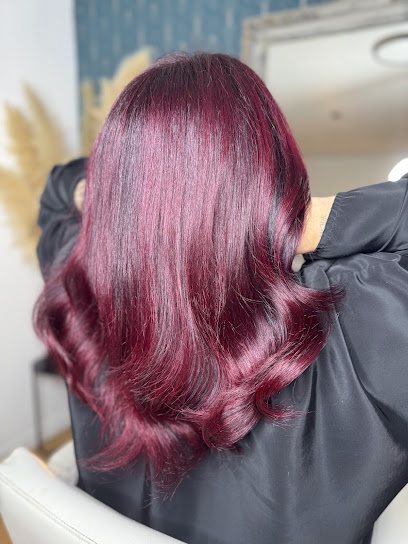 Lucas Coloriste Salon Privé Coiffeur à Castillon-du-Gard
