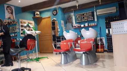 Salon De Coiffure Delta' Tif, Salon de Coiffure à Vandeléville