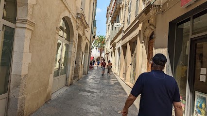 Guibert Elisabeth, Salon de Coiffure à Nîmes