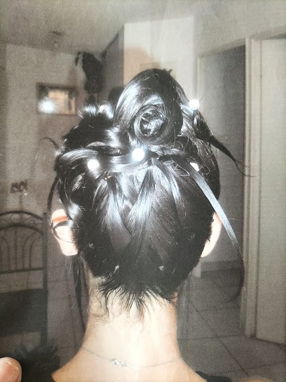 Céline Montoya -Guil-coiffure La Yole, Salon de Coiffure à Vendres