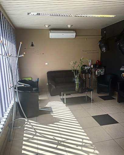 Sandy Milie Coiffure - Salon De Coiffure, Salon de Coiffure à Saint-Hippolyte