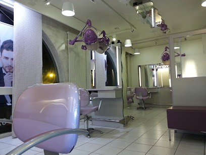 Bob Tuo, Salon de Coiffure à Vallet