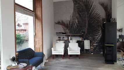 LUIGGI COIFFEUR, Salon de Coiffure à Biarritz