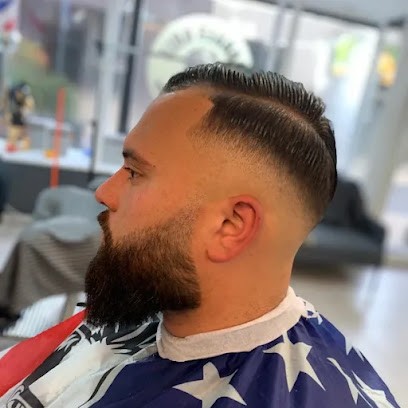 Red Barber, Salon de Coiffure à Sury-le-Comtal