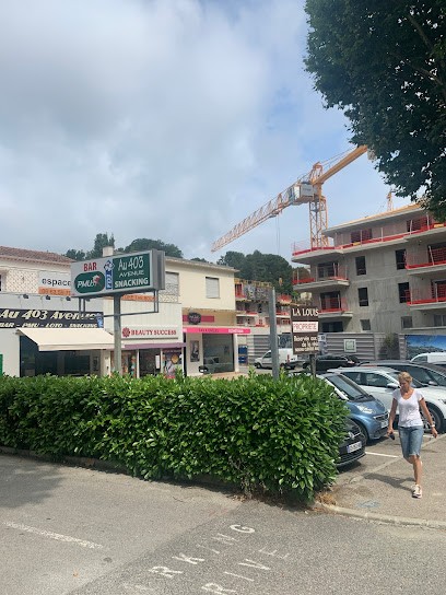 Lorenzo Cosi, Salon de Coiffure à Mougins