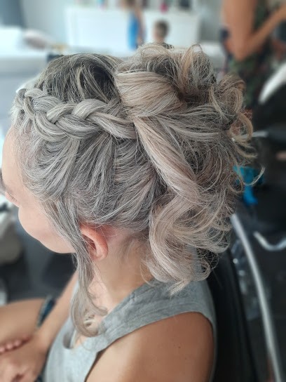 Anaïs Coiffure à Domicile, Coiffeur à Domicile à Montrond-le-Château