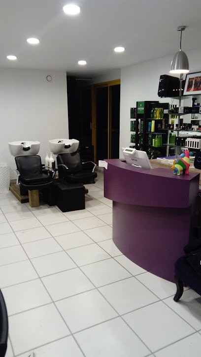 Noé Maria, Salon de Coiffure à Fampoux