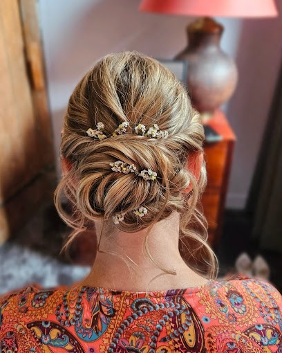 Sweetness Coiffure By Mathilde, Salon de Coiffure à Saint-Drézéry