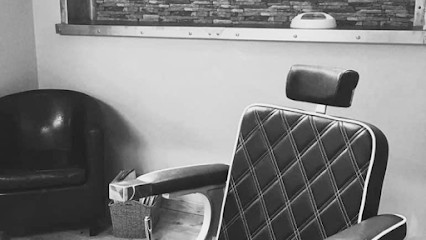 Cheveux et Barbes, Salon de Coiffure à Saint Aulaye-Puymangou