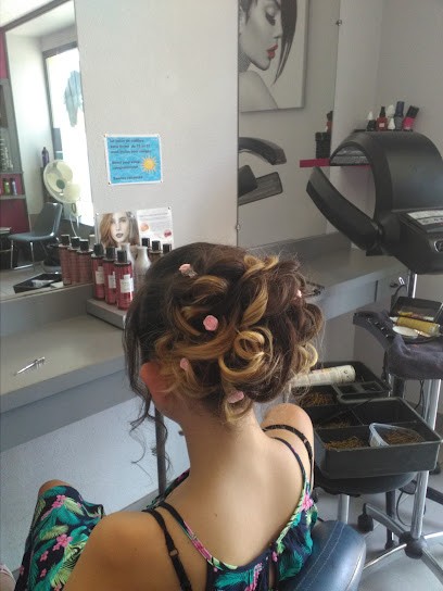 Cledi'Coiff, Salon de Coiffure à Cléden-Poher