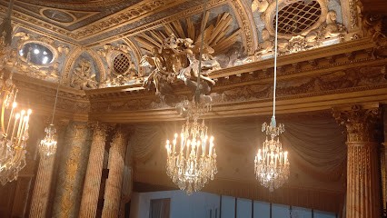 C Comme Autrefois, Salon de Coiffure à Versailles