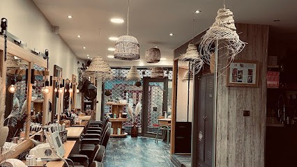 El X Ir, Salon de Coiffure à Saint-Jean-de-Maurienne