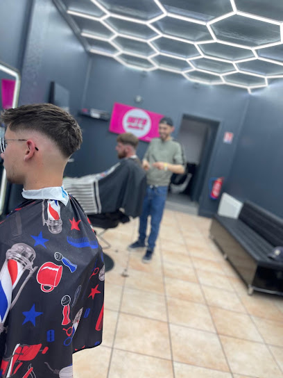 Club Barber 27, Barbier à Pont-Audemer
