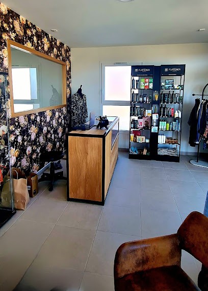 Le Salon De Caro, Salon de Coiffure à Saint-Julien-les-Rosiers