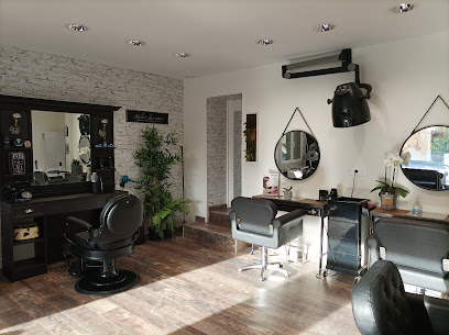 Infini Coiffure, Coiffeur à Dienville