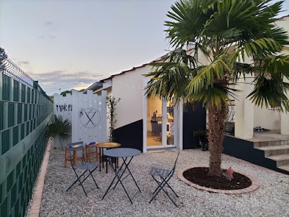 Mar Plij Coiffeur Et Bistrot, Salon de Coiffure à Saint-Denis-en-Val