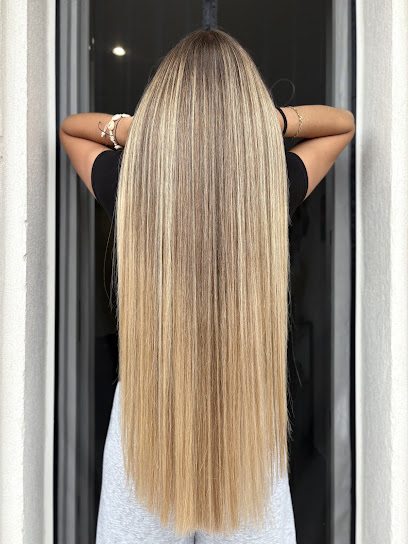 Le Studio Urban Hair Coiffeur à Contes