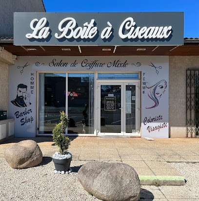 La Boite A Ciseaux, Salon de Coiffure à Montmorillon