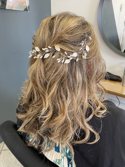 MG Coiff', Salon de Coiffure à Guiclan