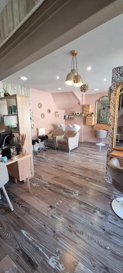 Salon de coiffure Jennif'hair, Salon de Coiffure à Ézy-sur-Eure