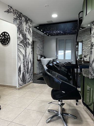 L'élégance By J Coiffeur à Haguenau