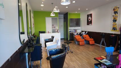 Infini 'tif Coiffure, Salon de Coiffure à Pompignan