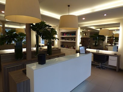 Labro Muriel Coiffure, Salon de Coiffure à Paris 13