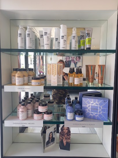 Infinitif., Salon de Coiffure à Vélizy-Villacoublay