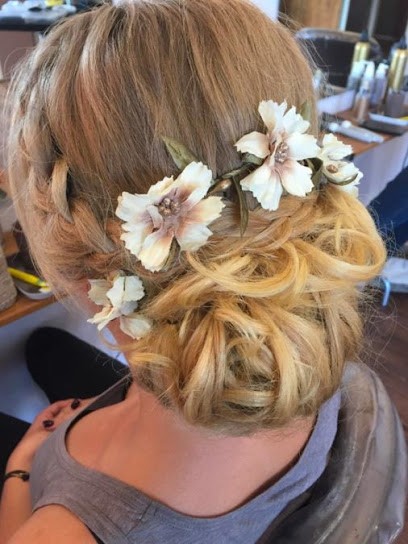 Magenta Coiffure Calvisson, Salon de Coiffure à Calvisson