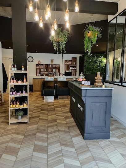 AU PETIT SALON, Salon de Coiffure au Relecq-Kerhuon