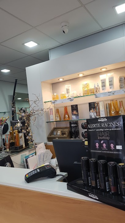 Natalia N Coiffure, Salon de Coiffure à Mériel